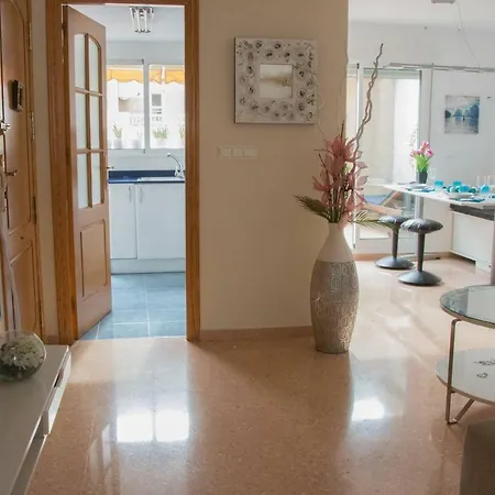 Lovely Penhouse In Alicante With Parking Exterior photo