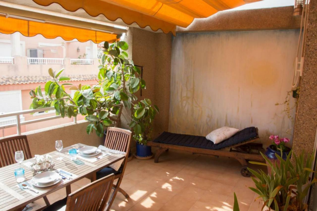 Lovely Penhouse In With Parking Alicante